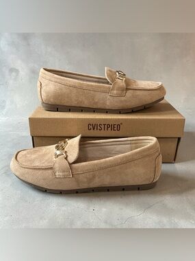 CVISTPIEO Tan Suede Women’s Moccasin Loafers with Gold Hardware